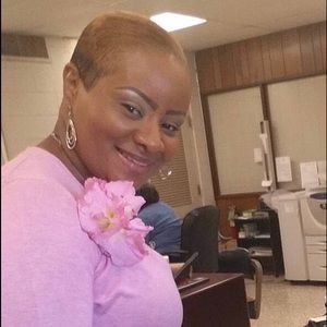 Meet your Posher, Adriane